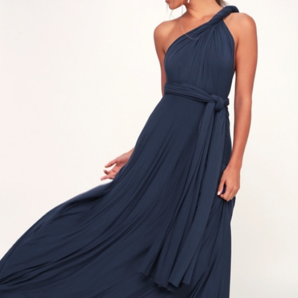 Lulu’s Tricks of the Trade Maxi Dress in Navy Blue